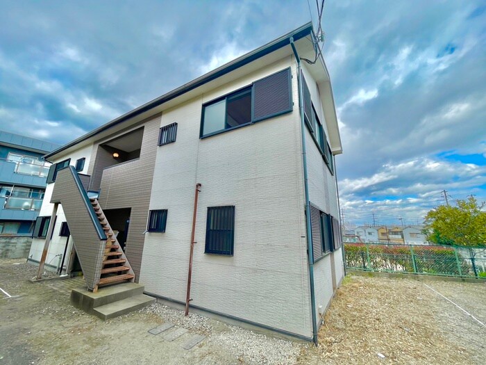 物件外観写真1　(外観写真)