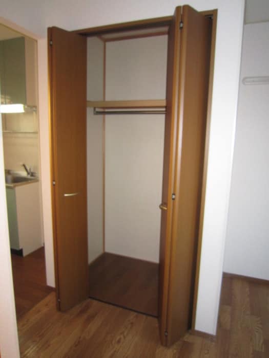 物件内観写真6　(収納)