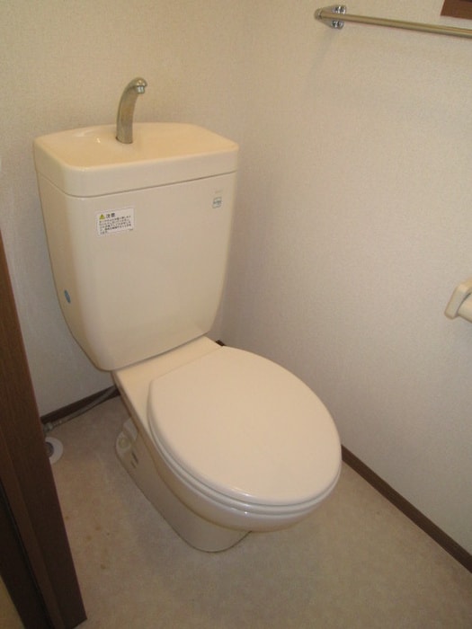 物件内観写真13　(トイレ)