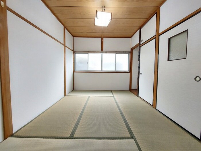 物件内観写真10　(居室)