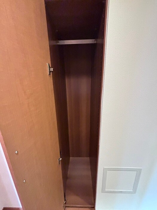 物件内観写真18　(収納)