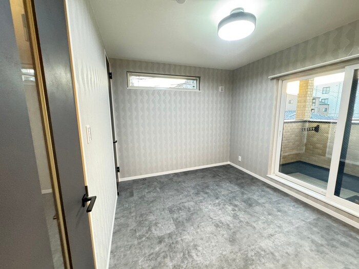 物件内観写真8　(居室)