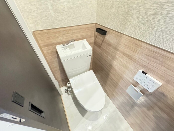 物件内観写真11　(トイレ)