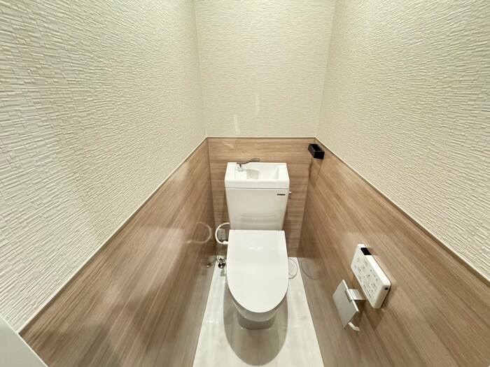 物件内観写真11　(トイレ)