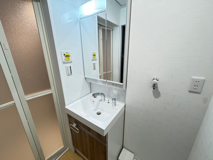 物件内観写真12　(洗面)