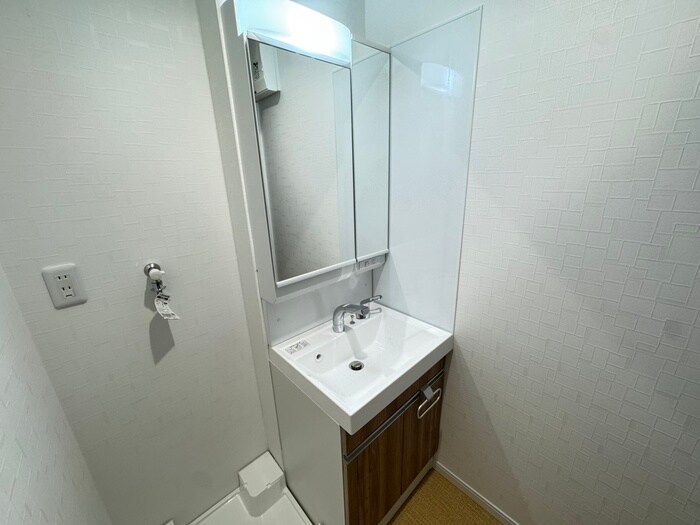 物件内観写真12　(洗面)