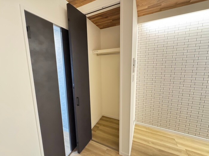 物件内観写真13　(収納)