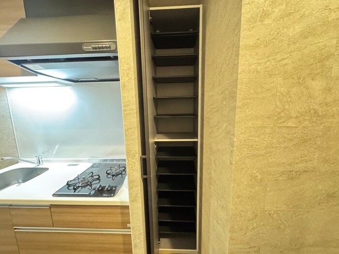 物件内観写真15　(靴箱)