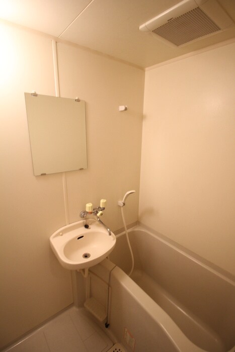 物件内観写真8　(バス／シャワールーム等)
