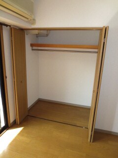 物件内観写真11　(収納)