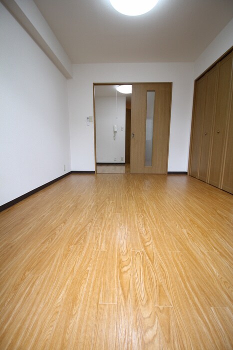 物件内観写真15　(居室)