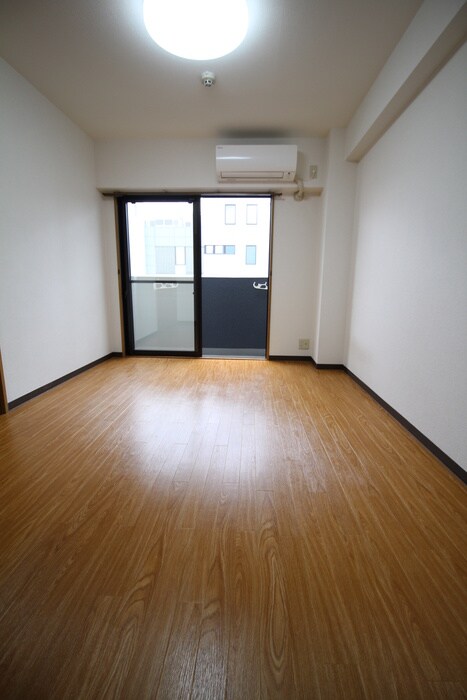 物件内観写真16　(居室)