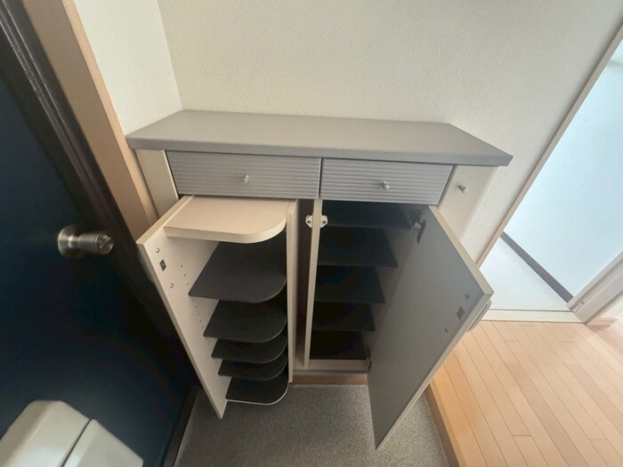 物件内観写真15　(靴箱)