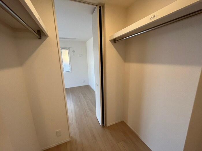 物件内観写真12　(収納)