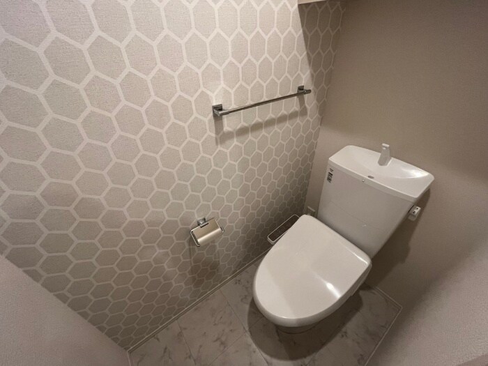 物件内観写真15　(トイレ)