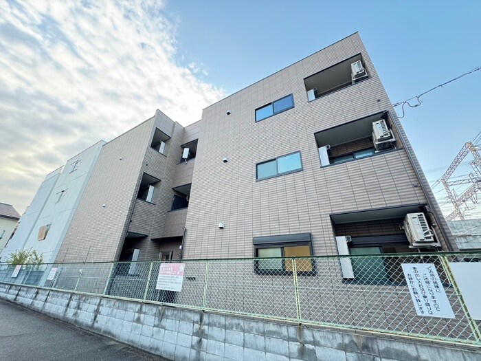 物件外観写真2　(外観写真)