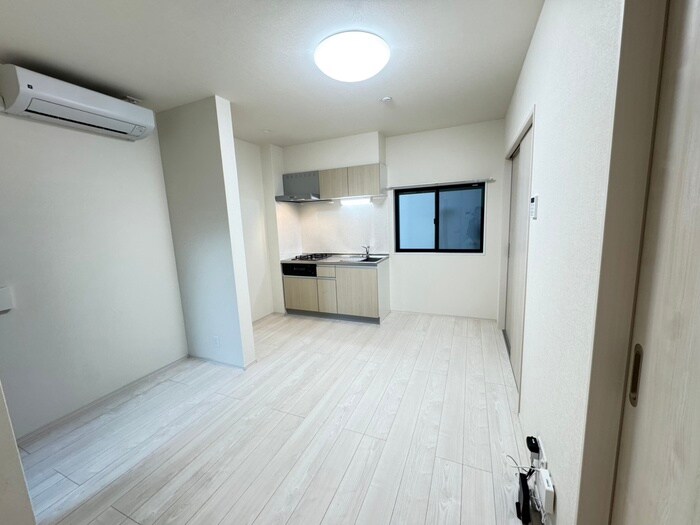 物件内観写真7　(居室)