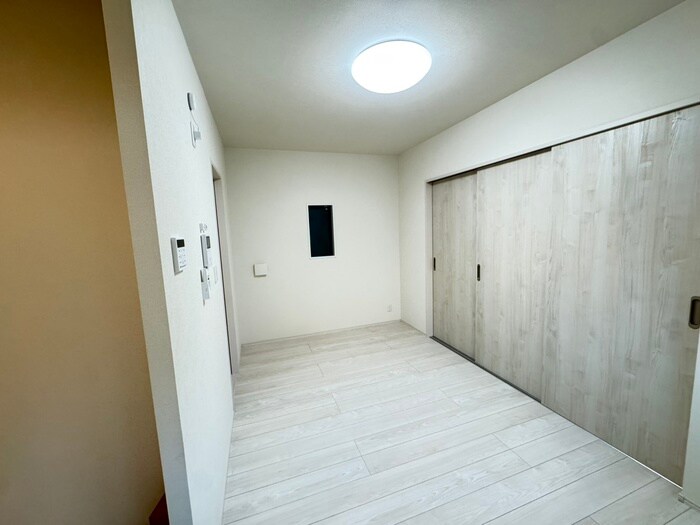 物件内観写真8　(居室)