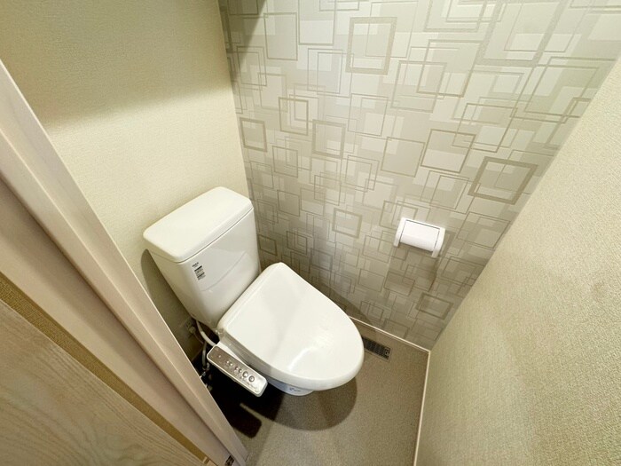 物件内観写真11　(トイレ)