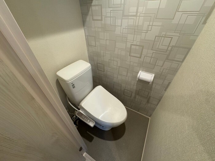物件内観写真11　(トイレ)