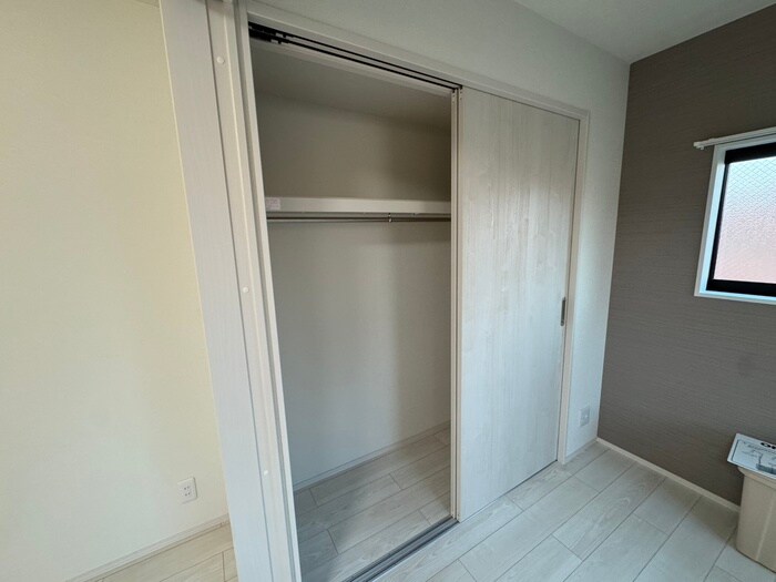 物件内観写真13　(収納)