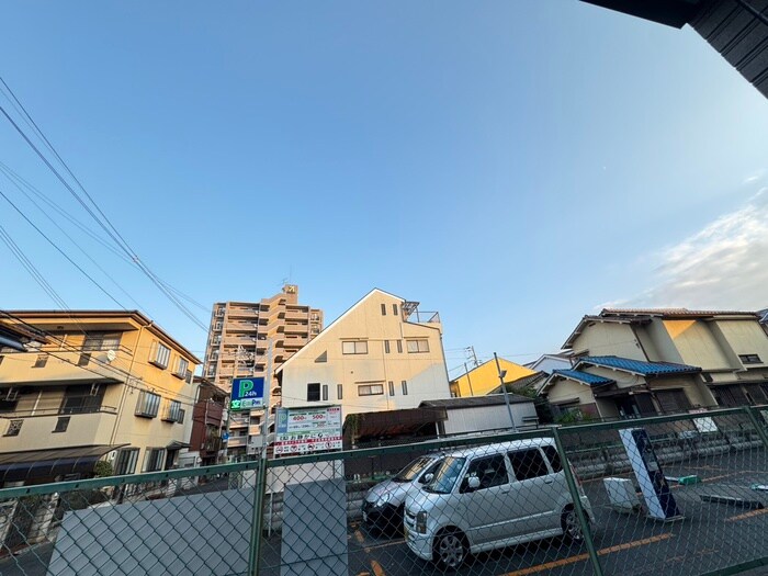 物件内観写真21　(室内からの展望)