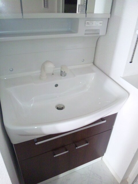 物件内観写真12　(洗面)