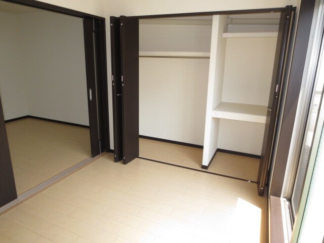 物件内観写真7　(収納)