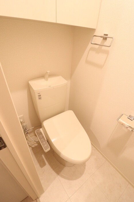 物件内観写真14　(トイレ)