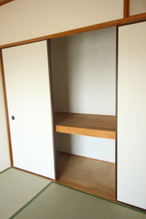 物件内観写真16　(収納)