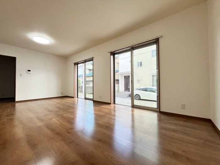 物件内観写真11　(居室)