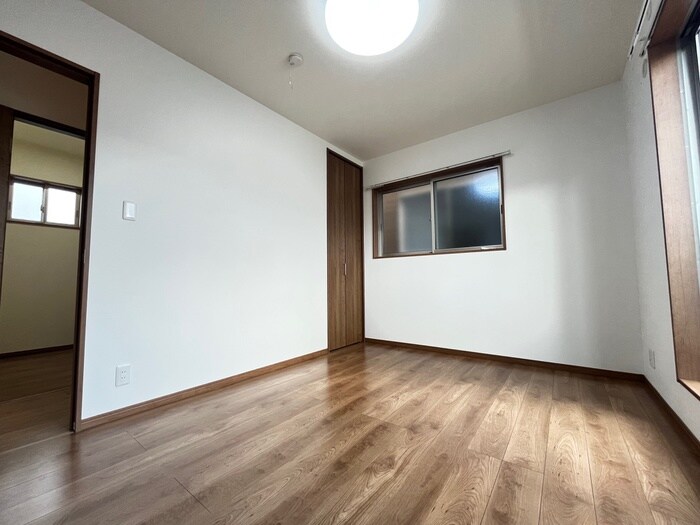 物件内観写真17　(居室)