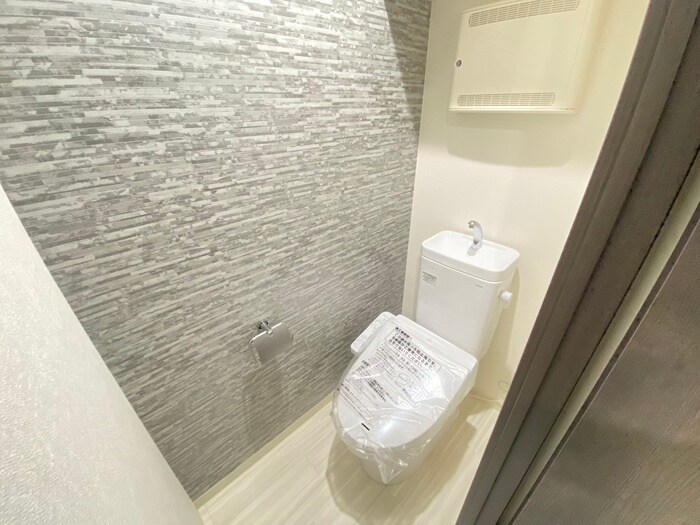 物件内観写真12　(トイレ)