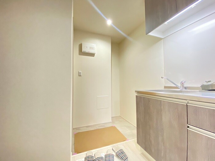 物件内観写真15　(玄関)