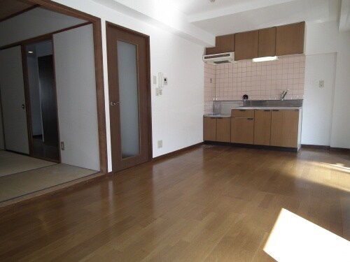 物件内観写真8　(居室)