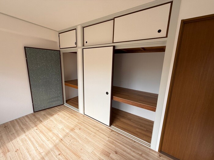 物件内観写真13　(収納)