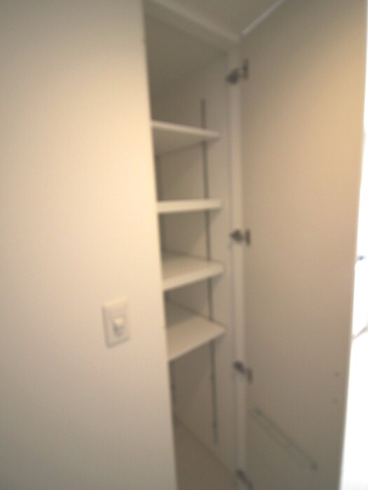 物件内観写真8　(収納)