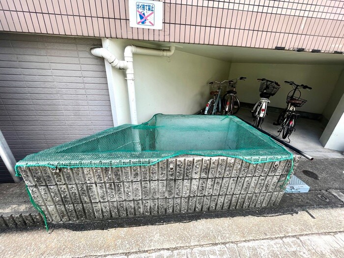 物件外観写真3　(建物設備)