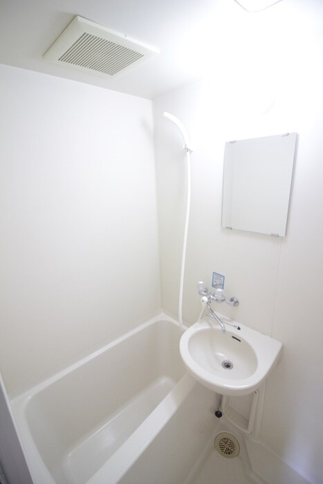 物件内観写真13　(バス／シャワールーム等)