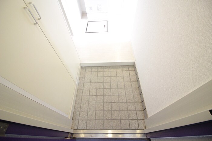 物件内観写真17　(玄関)