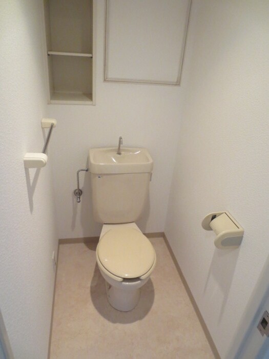 物件内観写真15　(トイレ)