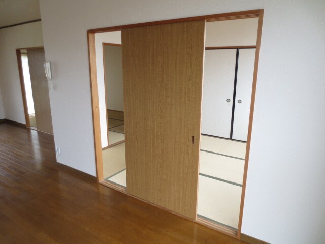 物件内観写真11　(居室)