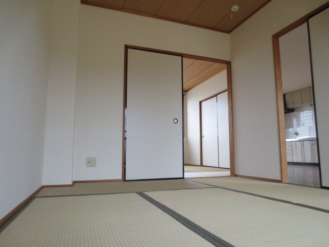 物件内観写真15　(居室)