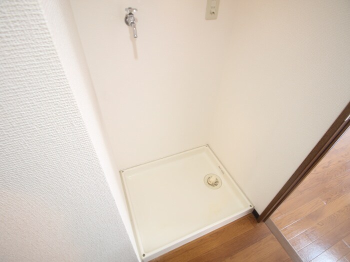 物件内観写真19　(洗濯機置場)