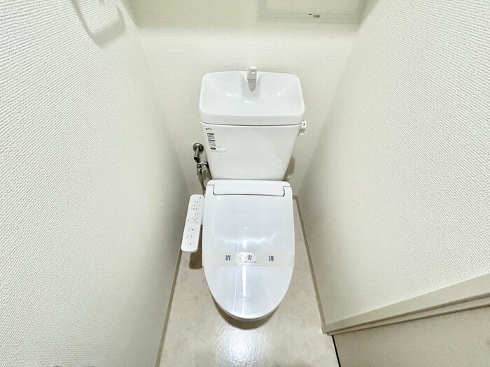 物件内観写真14　(トイレ)