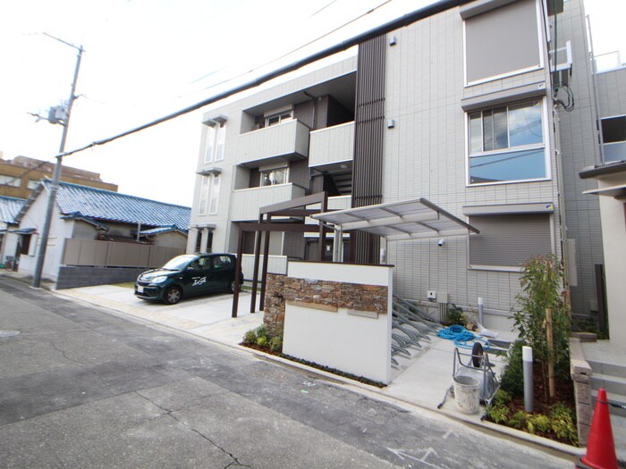 物件外観写真1　(外観写真)