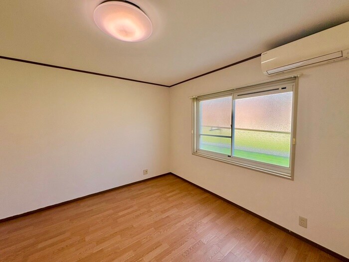 物件内観写真11　(居室)