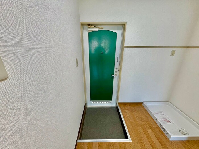物件内観写真15　(玄関)