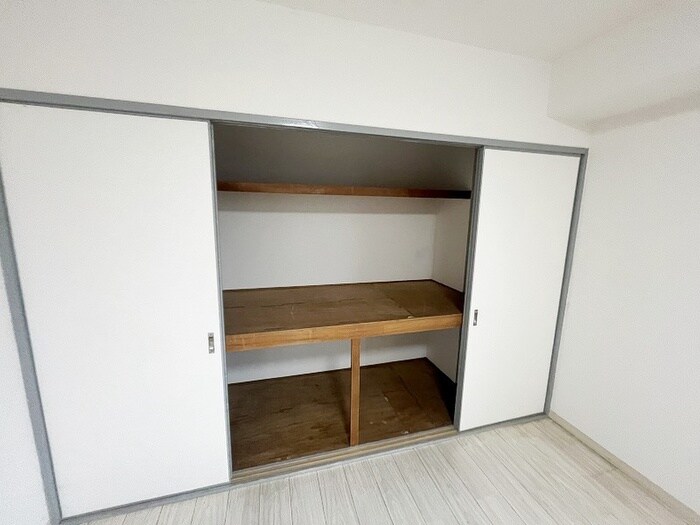物件内観写真16　(収納)