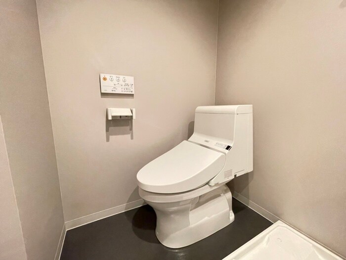 物件内観写真10　(トイレ)